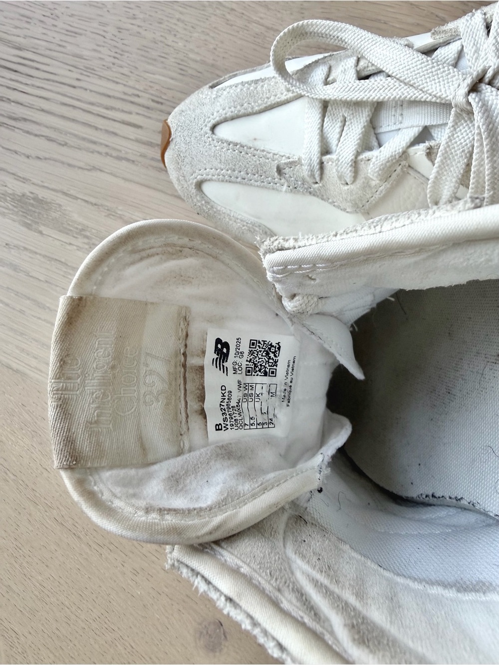 New Balance 327 Sneakers Linen/White Running Shoes | Size 7 - Picture 7 of 7